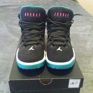 Jordan Max Aura